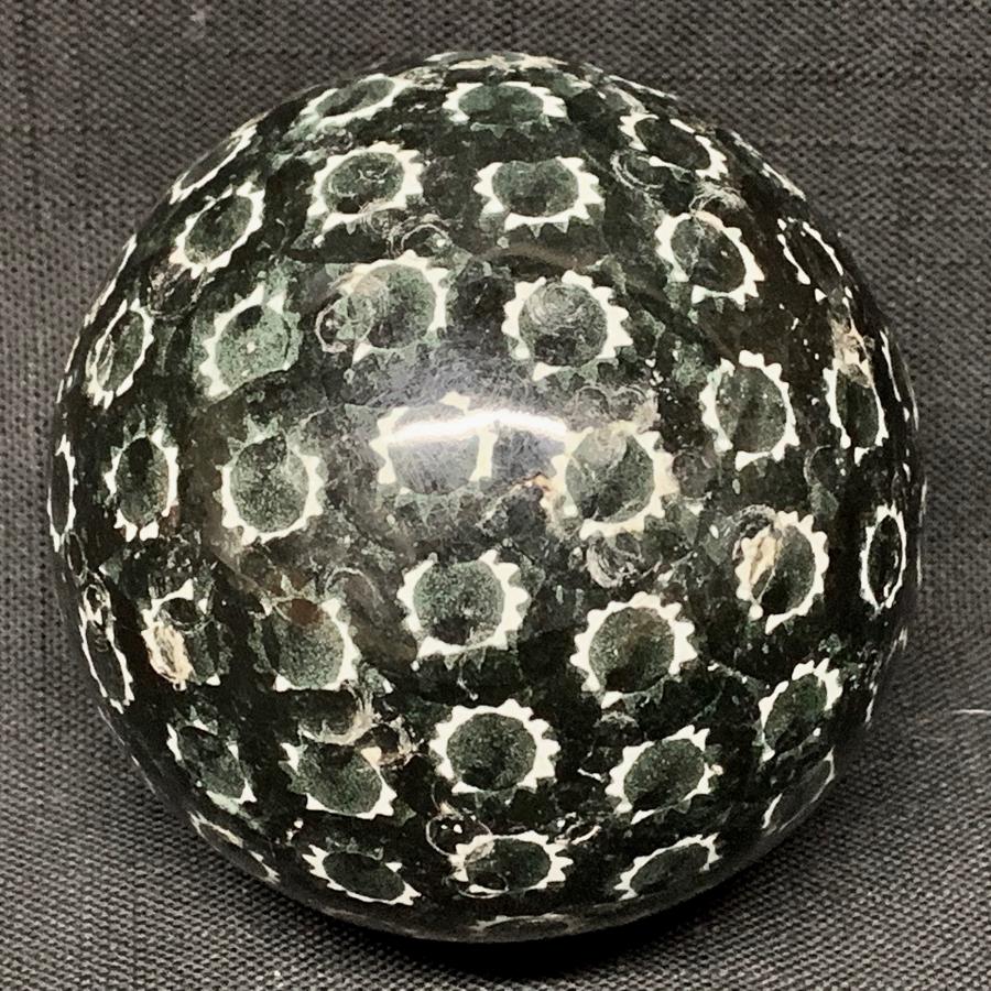Spongeware Black Scottish Carpet Ball Boule 1860