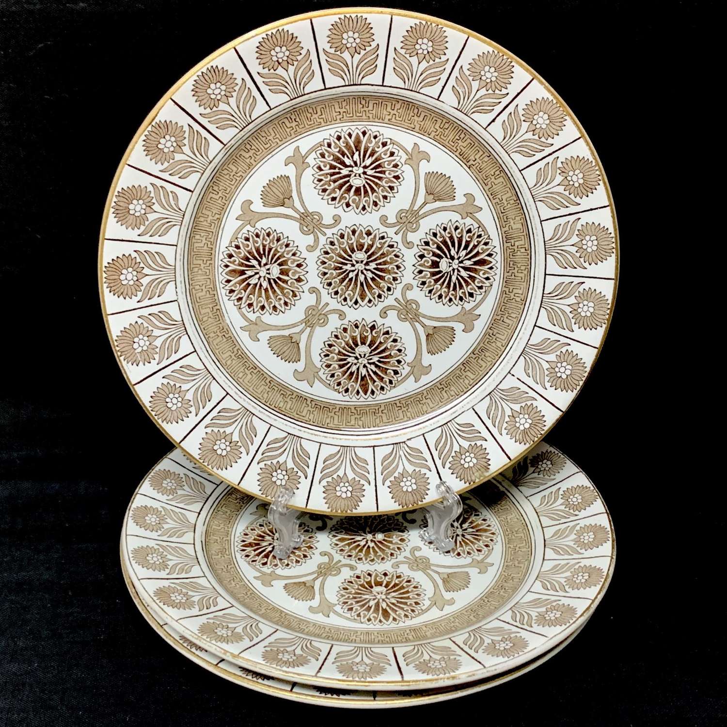 3 ~ Wedgwood Marigold Pattern Dinner Plates ~ MARIGOLD 1879
